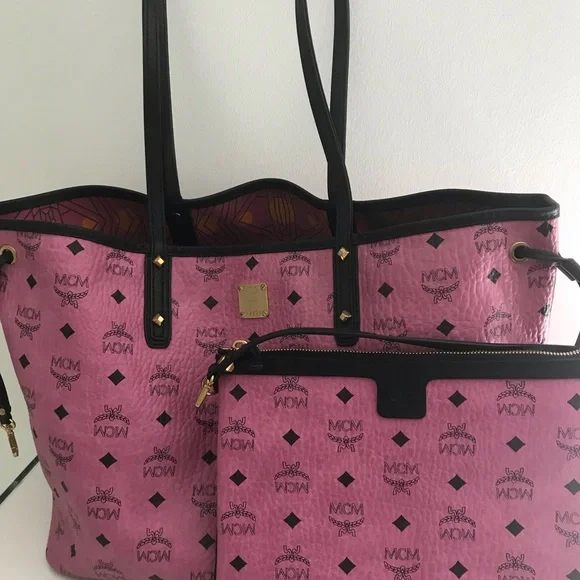 RARE COLOR! MCM Pink Visetos Reversible Tote w/ Pouch - Picture 6 of 13